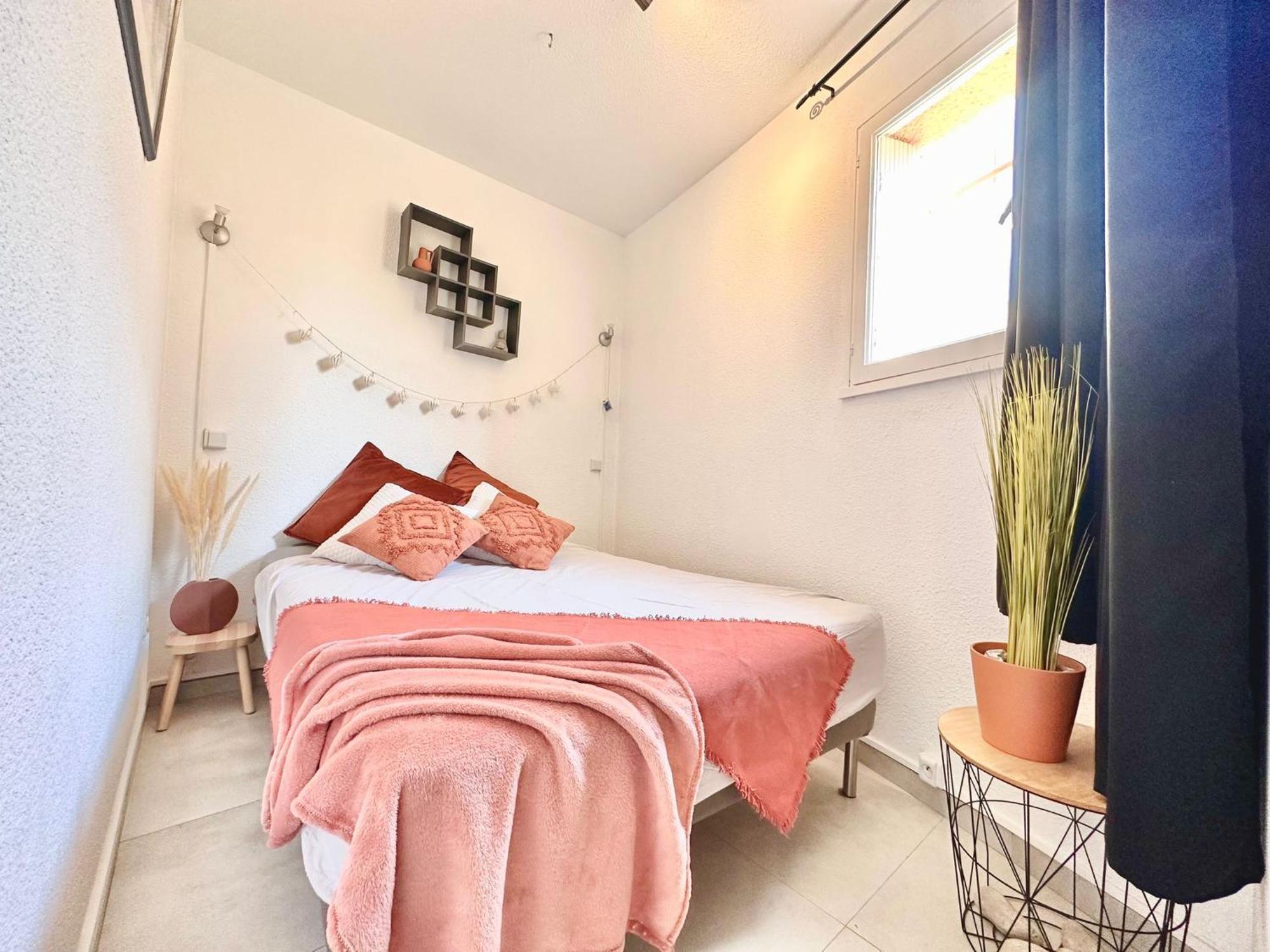 La Terrasse Bandolaise Tout A Pied, Wifi, Clim, Parking Exterior foto
